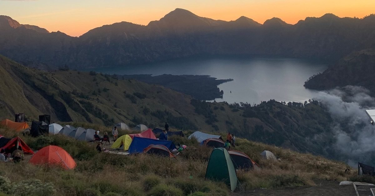 mount rinjani trek